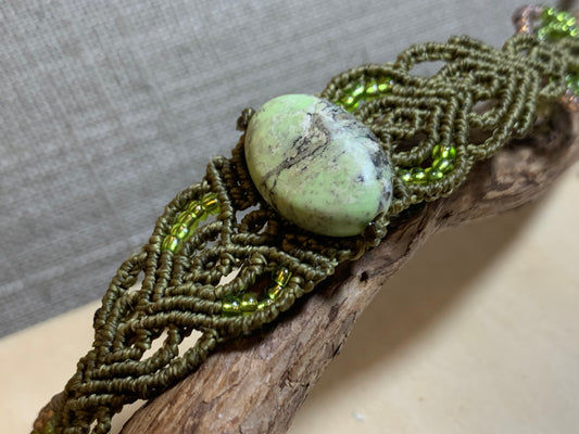 Micromacrame Bracelet, Serpentine and Amazonite, olive green